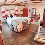 호텔 V8 Motorworld Region Stuttgart 뵈브링엔