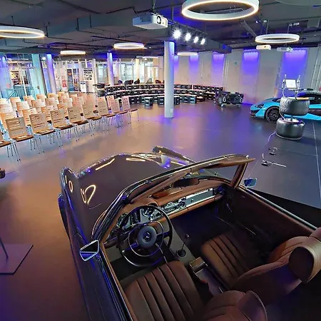 V8 Motorworld Region Stuttgart 4* Boeblingen