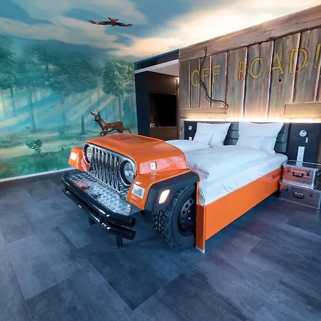 V8 Motorworld Region Stuttgart بوبلنغ