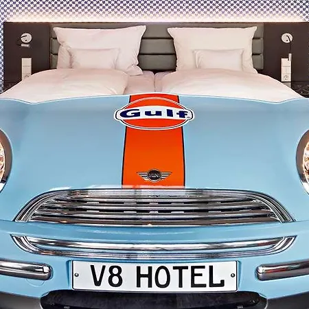 V8 Motorworld Region Stuttgart 4* Böblingen