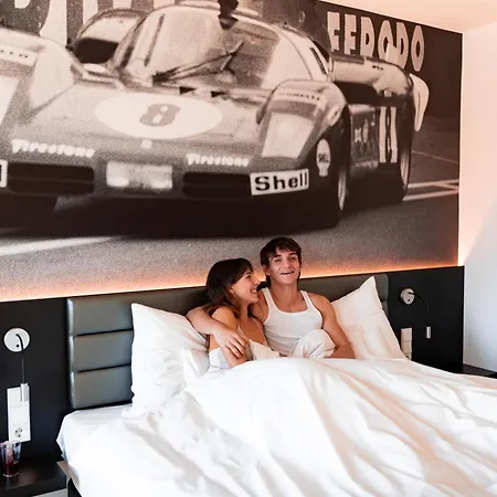 V8 Motorworld Region Stuttgart Hotel 4*