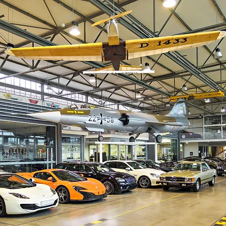 V8 Motorworld Region Stuttgart Hotel