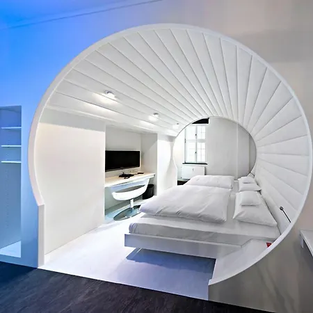 Hotel V8 Motorworld Region Stuttgart 4*