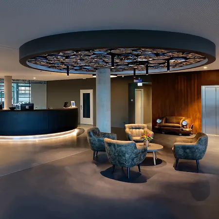 V8 Motorworld Region Stuttgart Böblingen