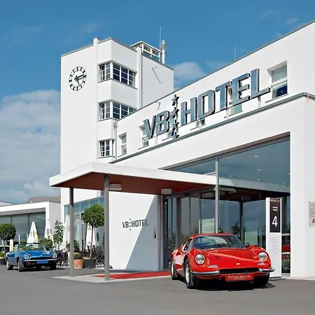 V8 モーターワールド リジョン シュトゥットガルト ベーブリンゲン