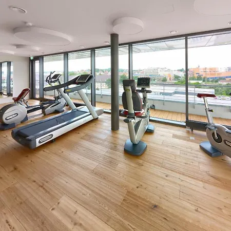 V8 Motorworld Region Stuttgart Hotel