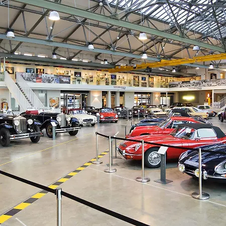 Hotel V8 Motorworld Region Stuttgart