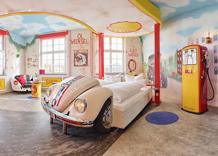 V8 Motorworld Region Stuttgart 4*